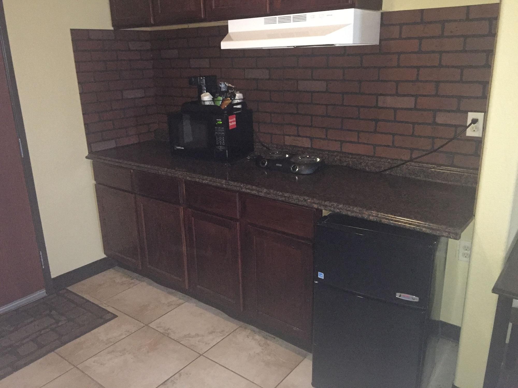 Comfort Suites Laredo Bagian luar foto