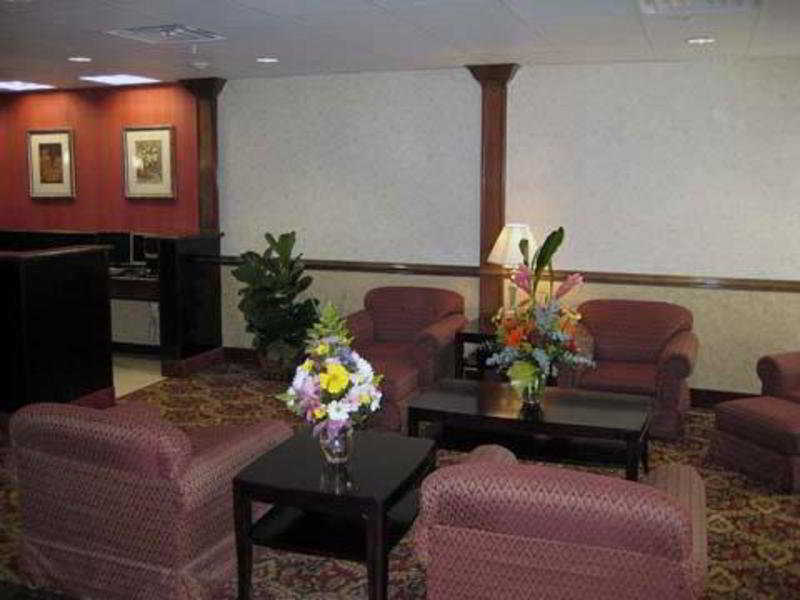 Comfort Suites Laredo Bagian luar foto