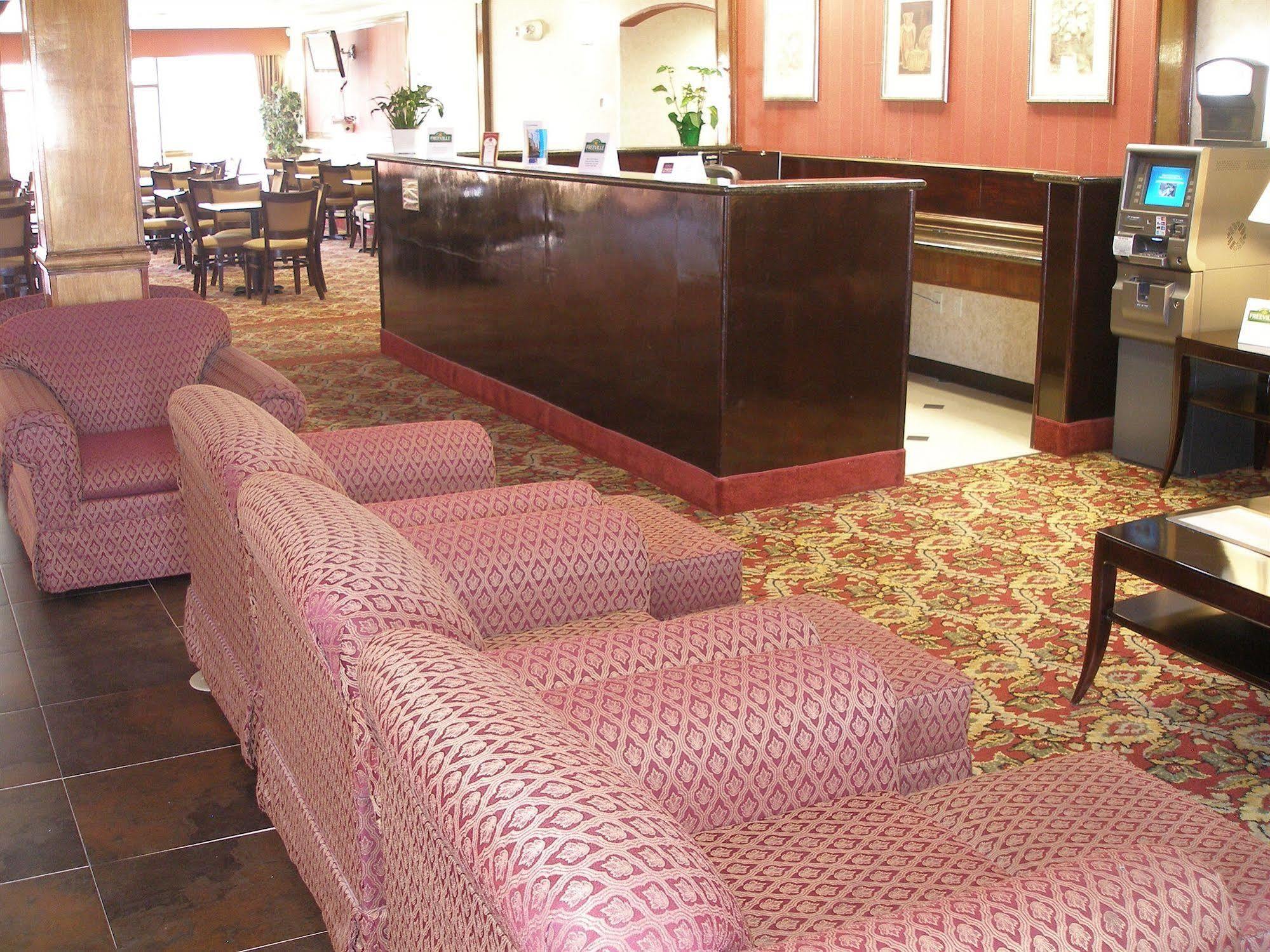 Comfort Suites Laredo Bagian luar foto