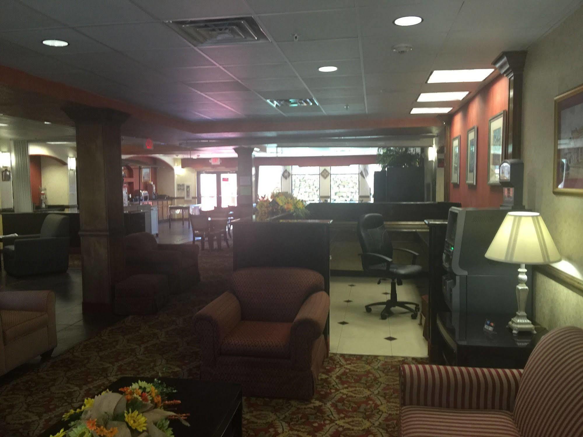 Comfort Suites Laredo Bagian luar foto